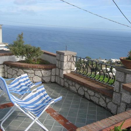 Aiano Apartment Capri Bagian luar foto