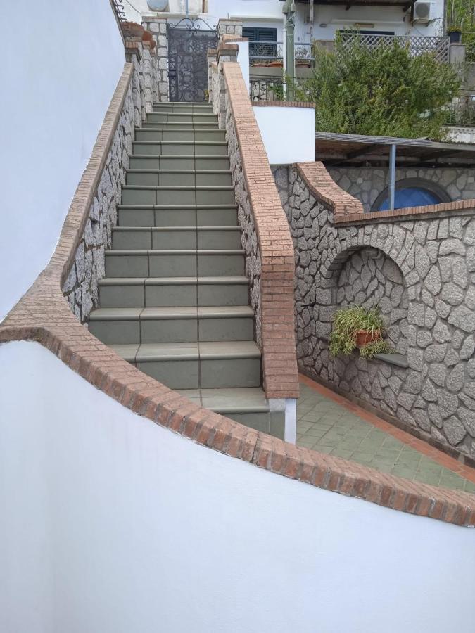 Aiano Apartment Capri Bagian luar foto