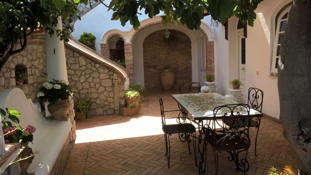 Aiano Bed&Breakfast Capri Bagian luar foto